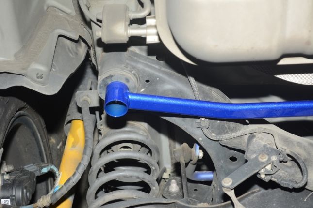 Q0239_7 Hardrace Hiflsrahmen, hintere Strebe Mazda