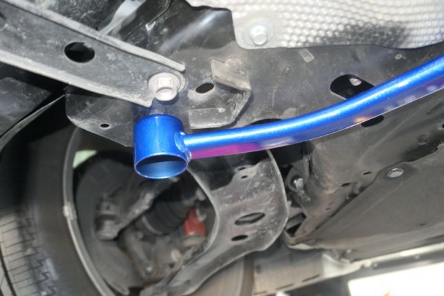 Hardrace voeder untere Strebe Mazda