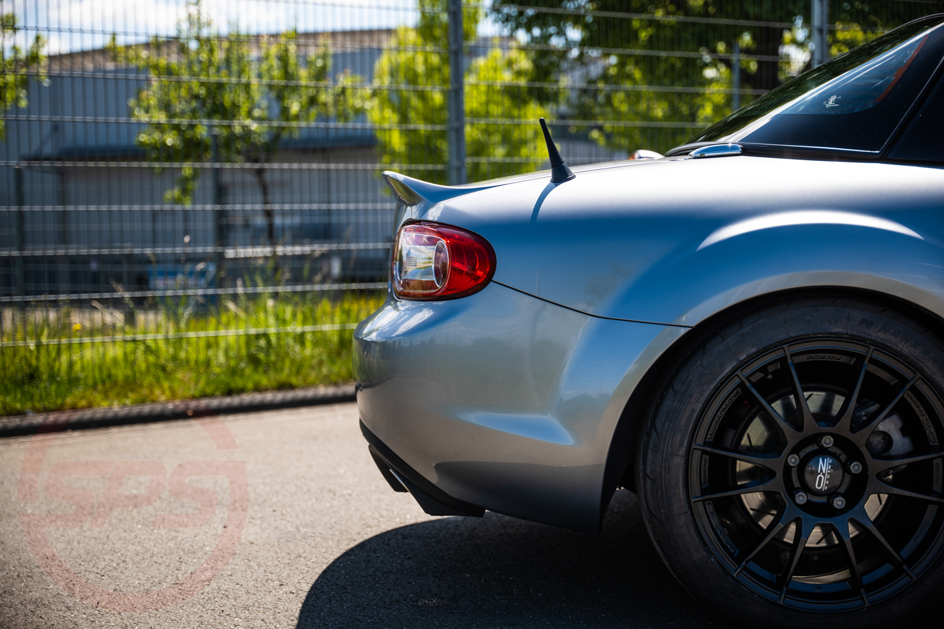 SPS Motorsport GFK Heckklappe mit integriertem Ducktail MX-5 NC