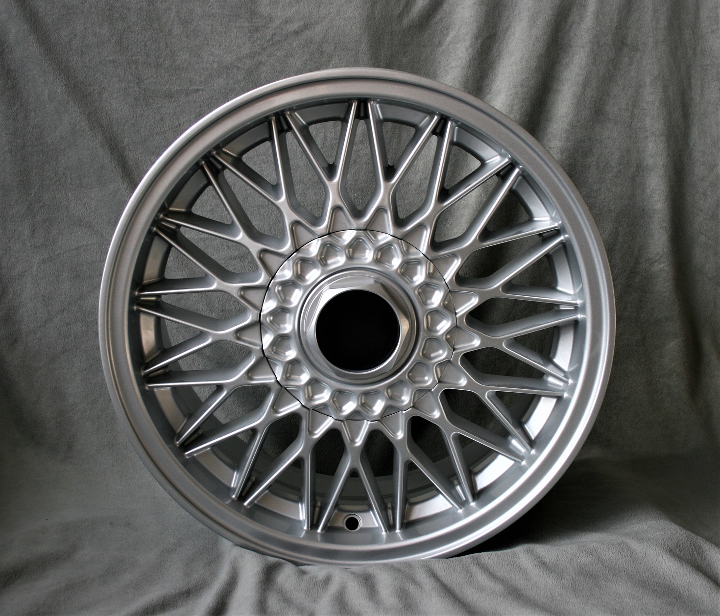 Maxilite X Spoke Style - 16 Inch